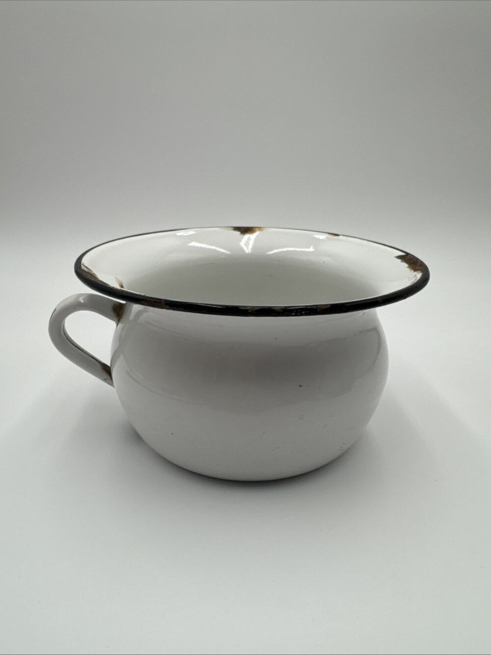 Federal Chamber Pot White Enamelware Black Trim Child Size D-Handle 7” x 4” VTG